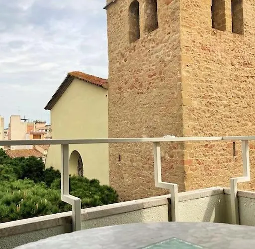 Lina, A 20 Metros De La Playa