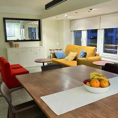 Lina, A 20 Metros De La Playa