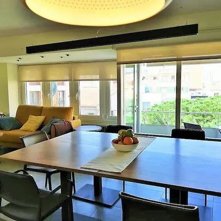 Lina, A 20 Metros De La Playa Apartman
